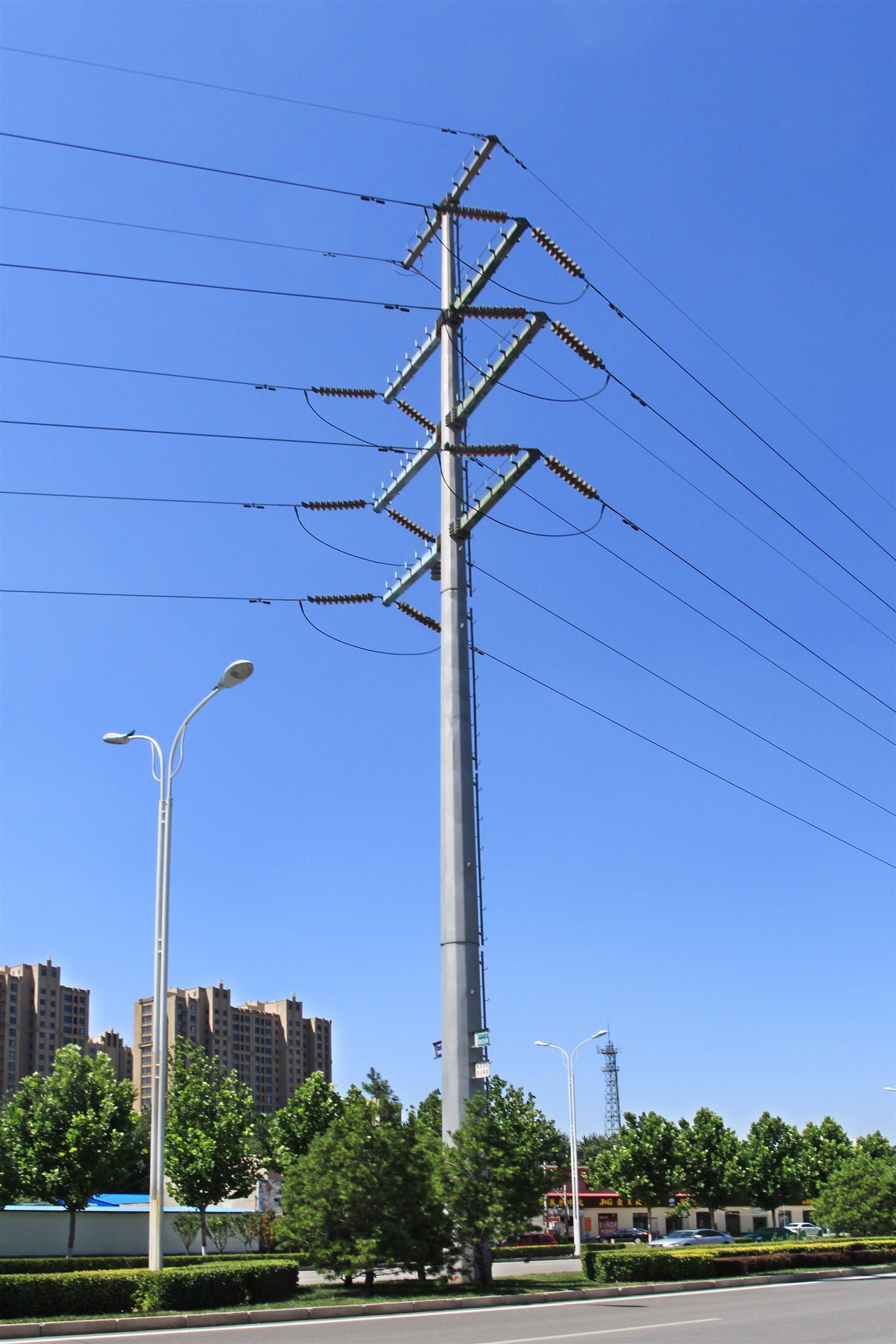 新疆天威建达线路器材制造有限公司：钢管塔的专业制造商